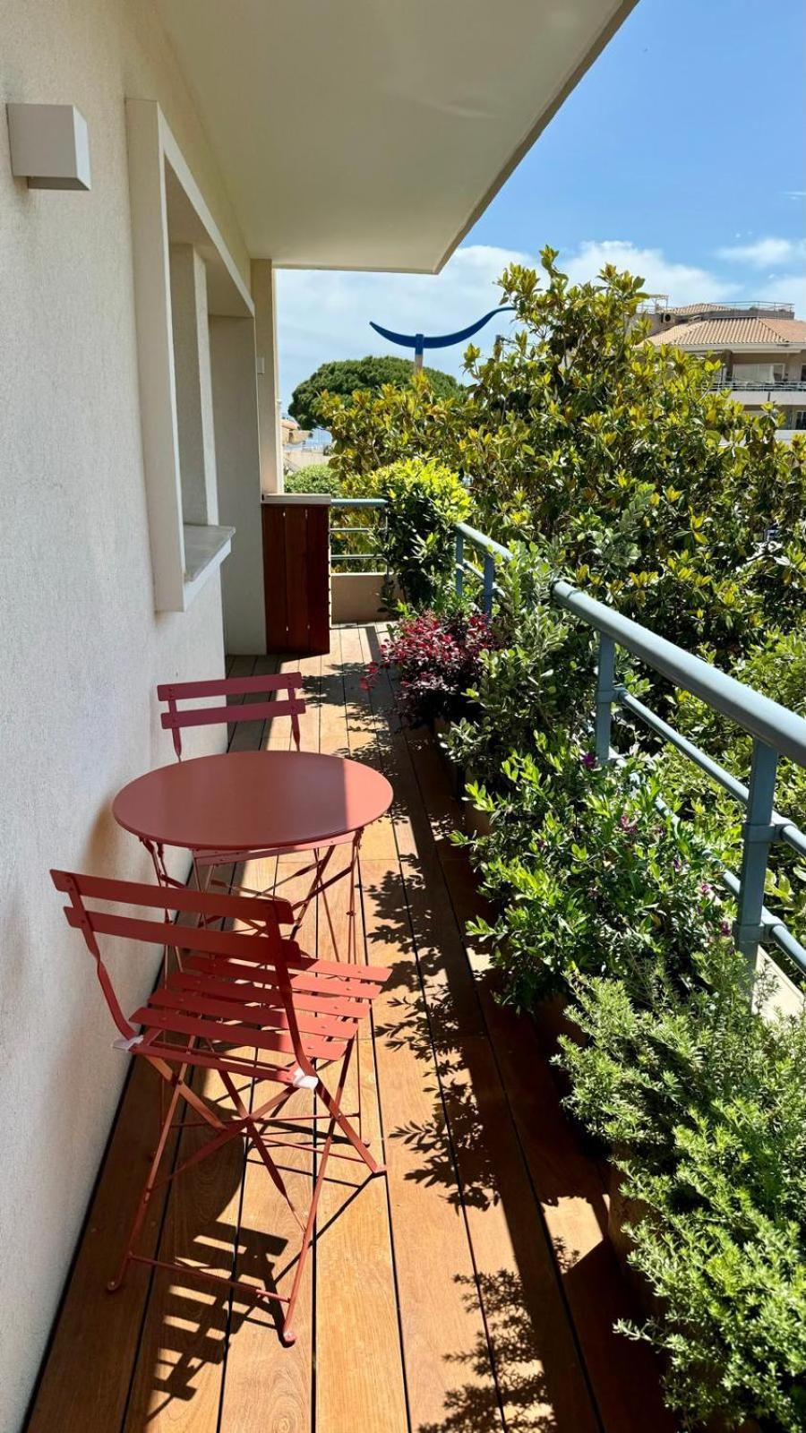 Appartement Luxueux Plein Centre De Cavalaire A 2Mn De La Plage Екстериор снимка